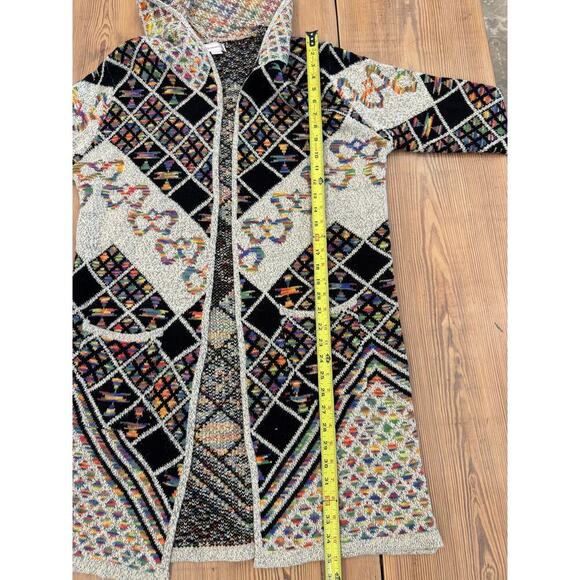 Elegant Black and Cream Hooded Cardigan - Picture 7 of 8